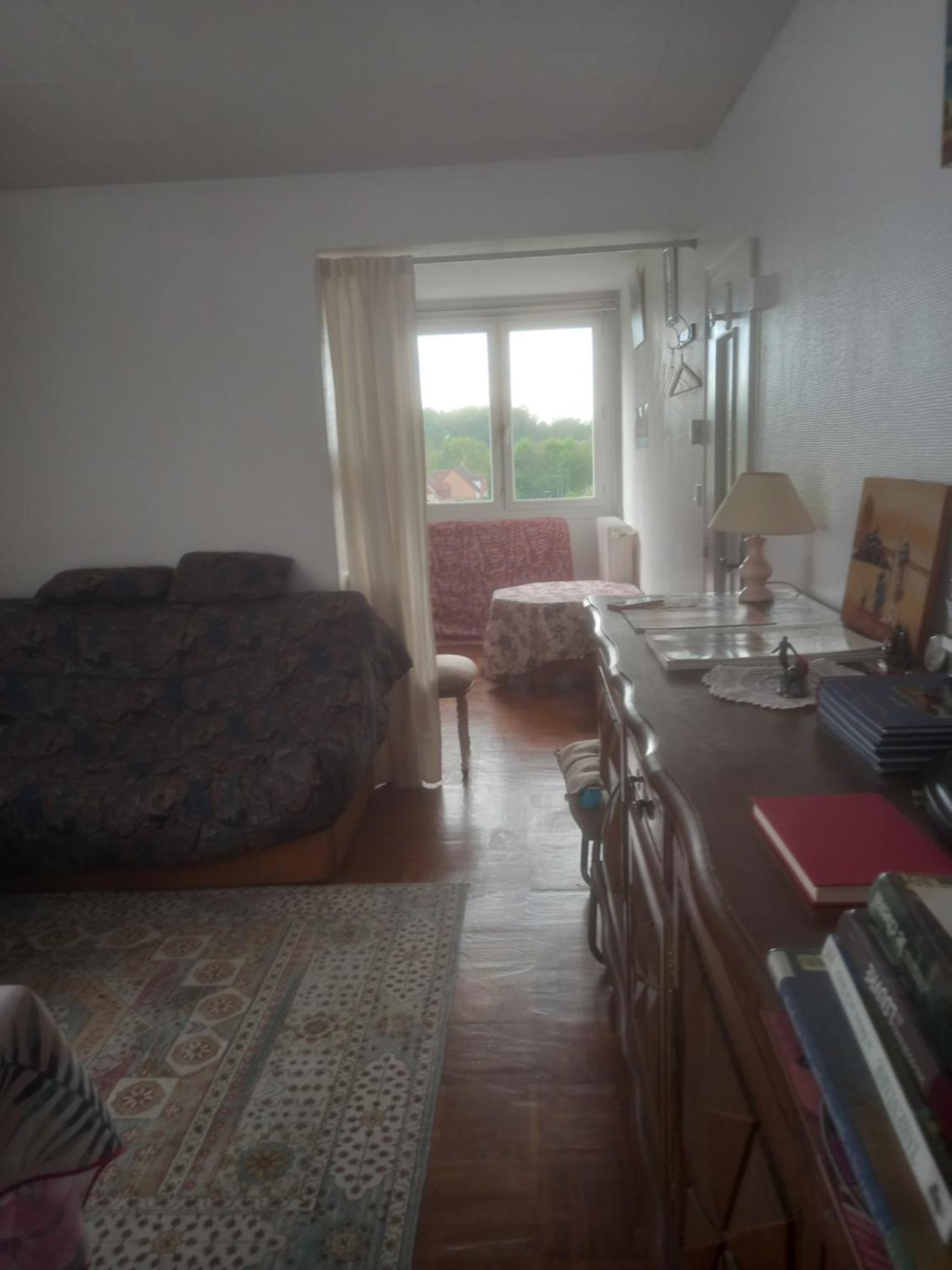 Spacieux Appartement 4 Pieces Beauvais Eksteriør bilde